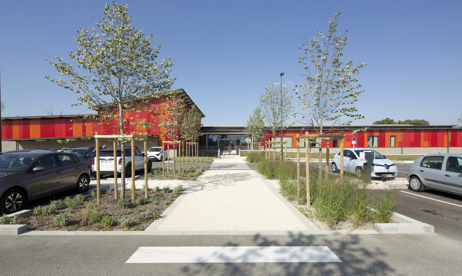 JFS Architectes_Montereau maroquinerie entree